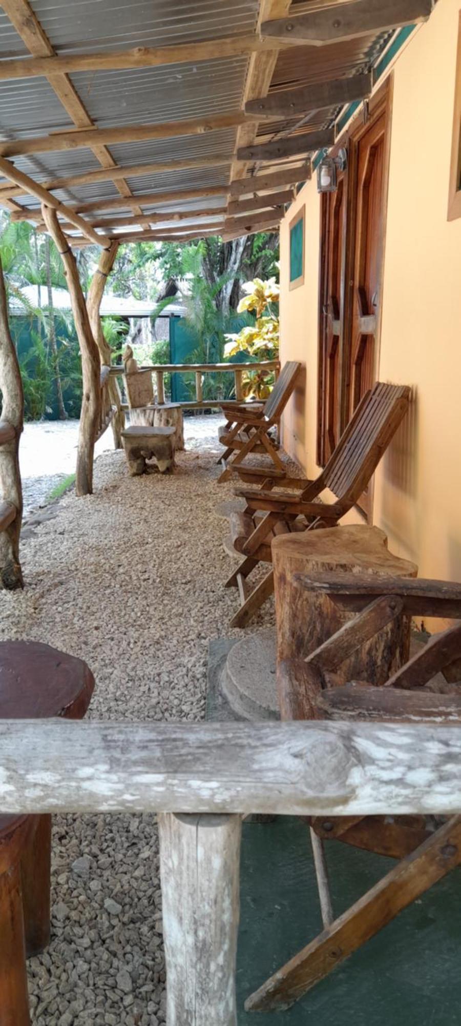 Mal Pais Surf Camp 호텔 Playa Santa Teresa  외부 사진